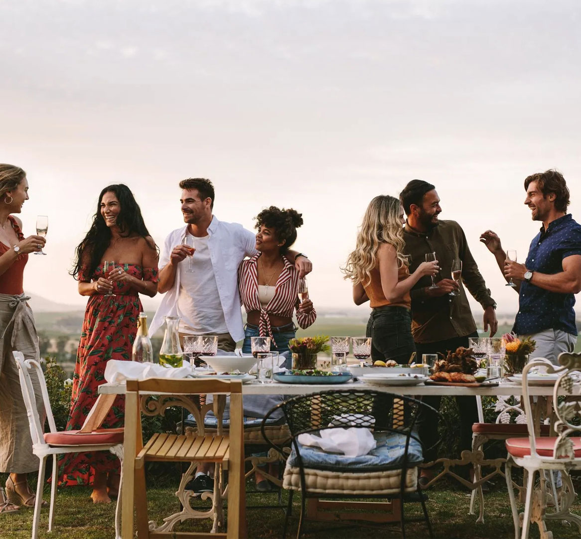 How to Throw a Dinner Party in Charleston